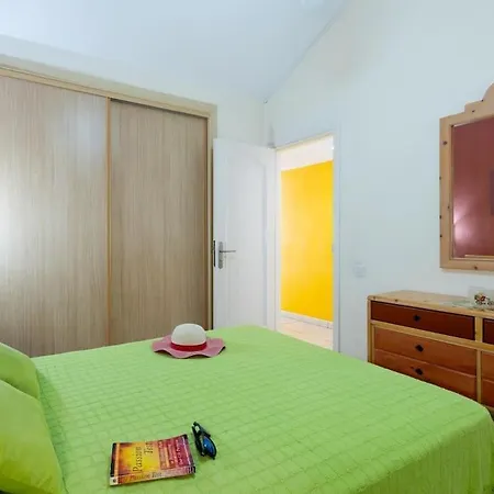 Apartamento 52 Vivid Chipeque Cristianos *